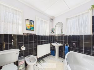 Photo 25- click for photo gallery